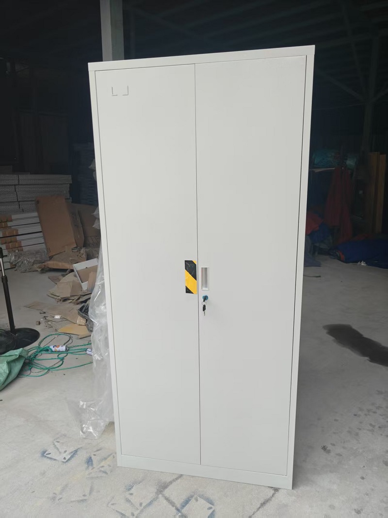 昌顺发    通体文件柜 精品 0.8厚 1850高，850